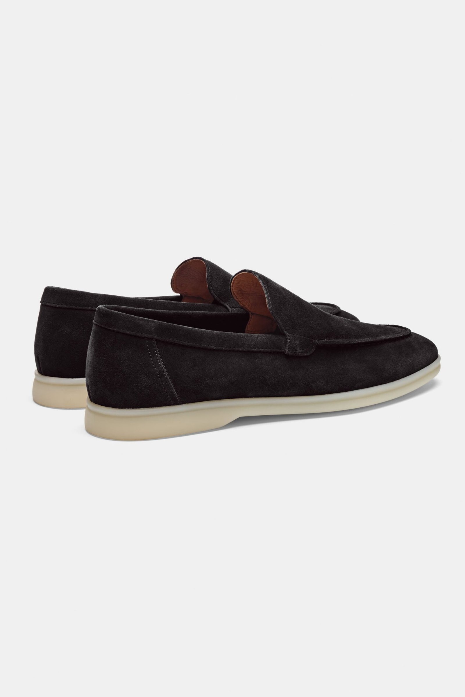 THE CLASSIC SUEDE LOAFER - Image 27