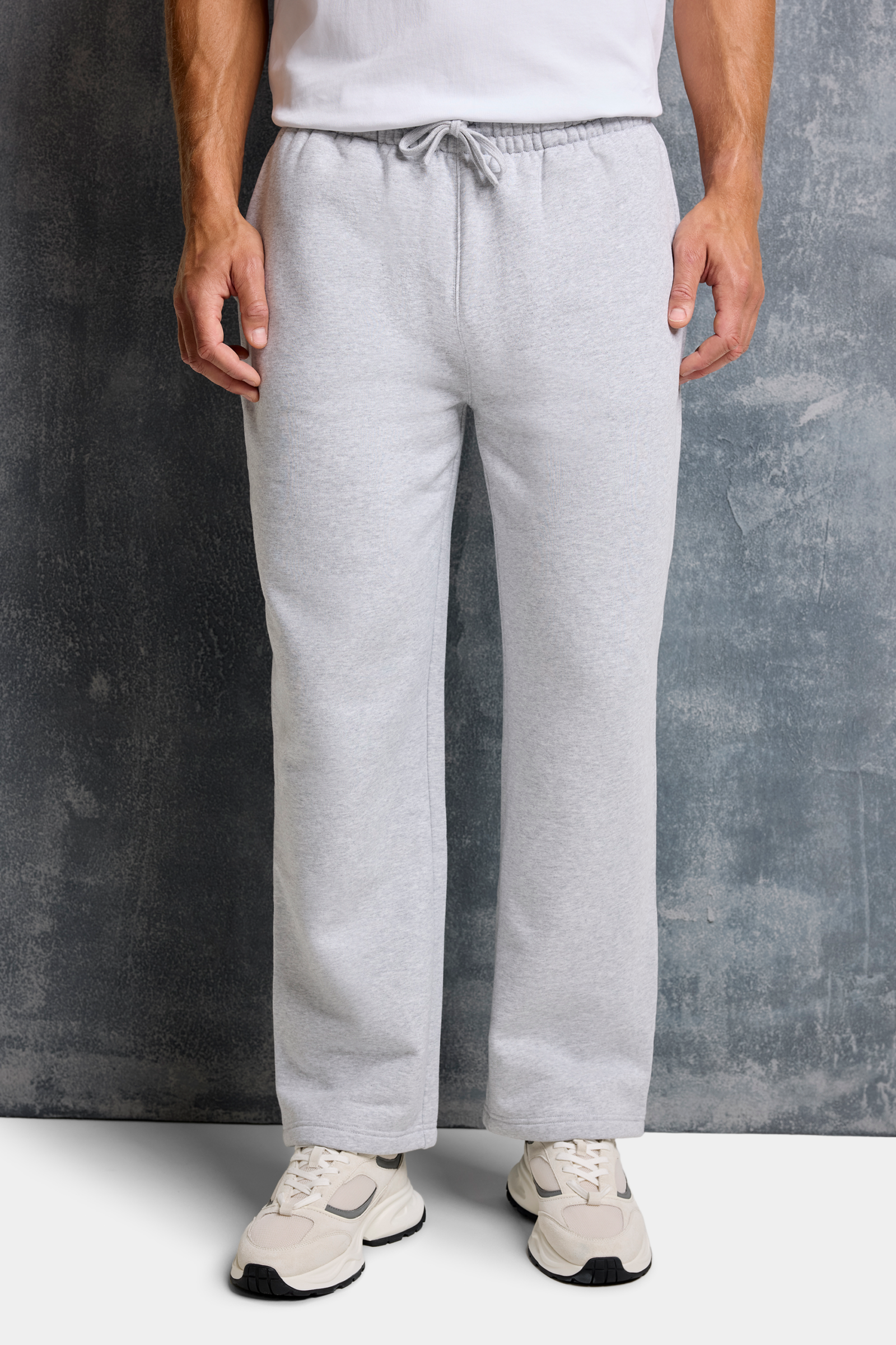 THE MILAN JOGGER - Image 17