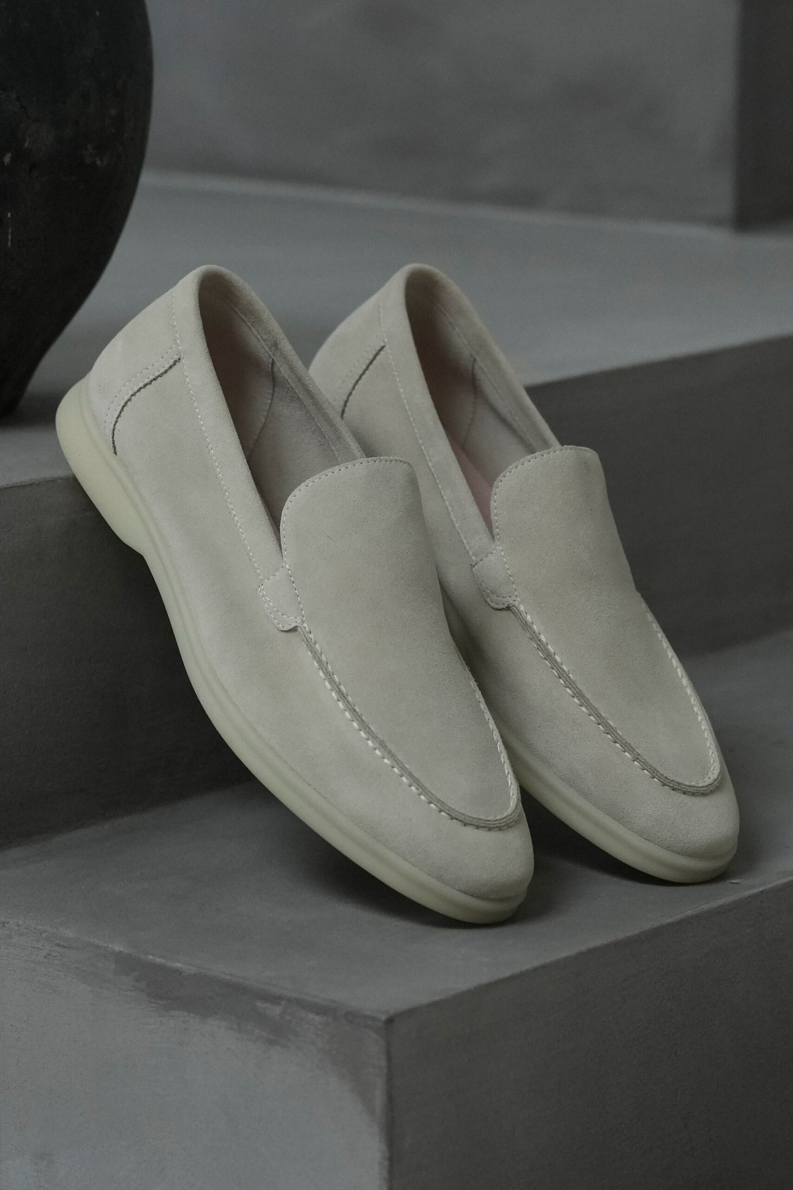 THE CLASSIC SUEDE LOAFER - Image 11