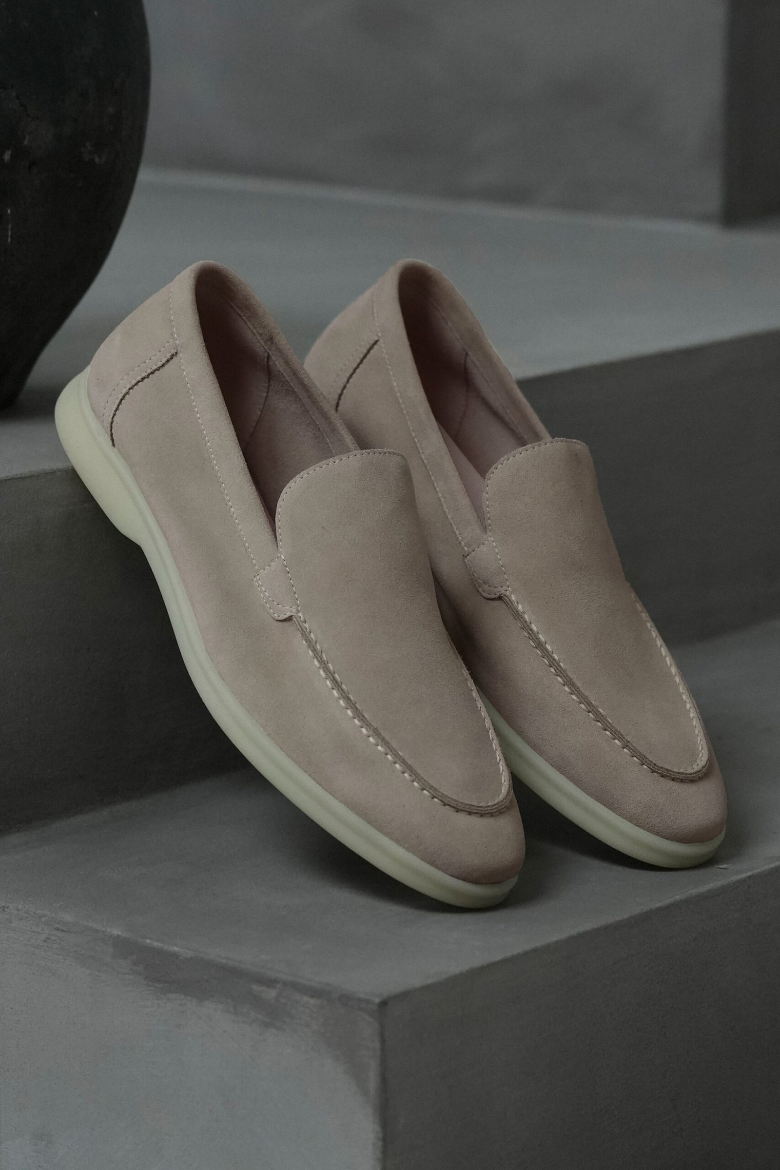 THE CLASSIC SUEDE LOAFER - Image 17