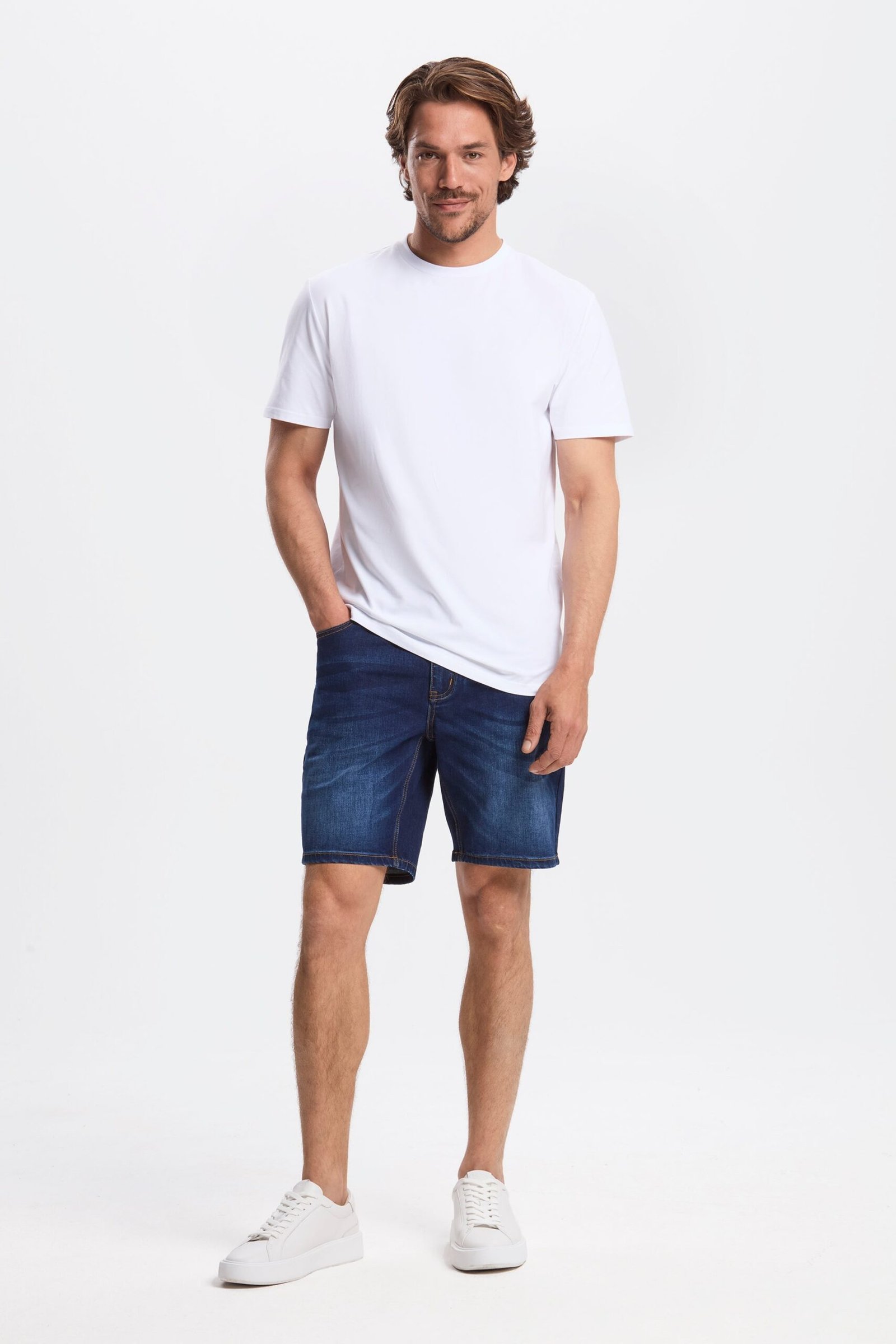 THE REGULAR T-SHIRT - Image 14